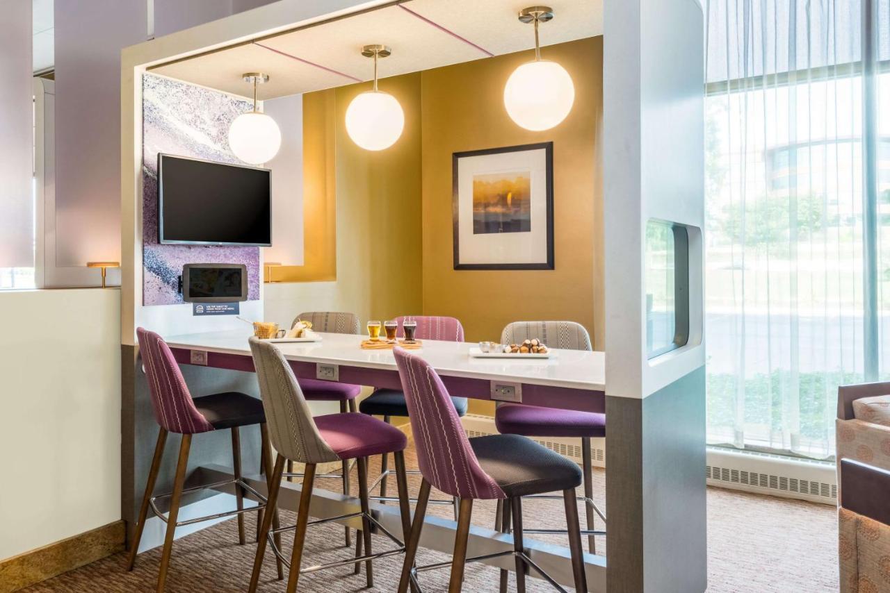 Sonesta Milwaukee West Wauwatosa Hotel Bagian luar foto