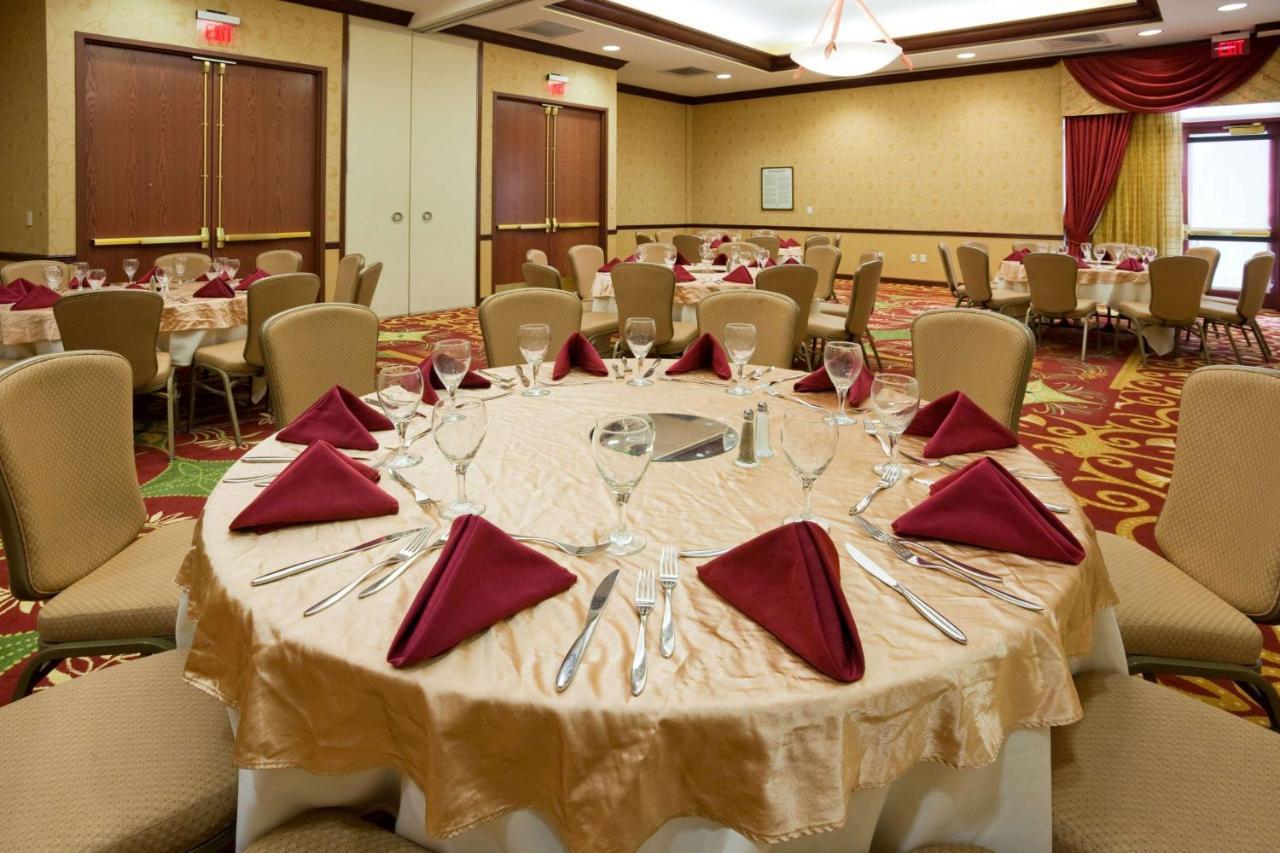 Sonesta Milwaukee West Wauwatosa Hotel Bagian luar foto