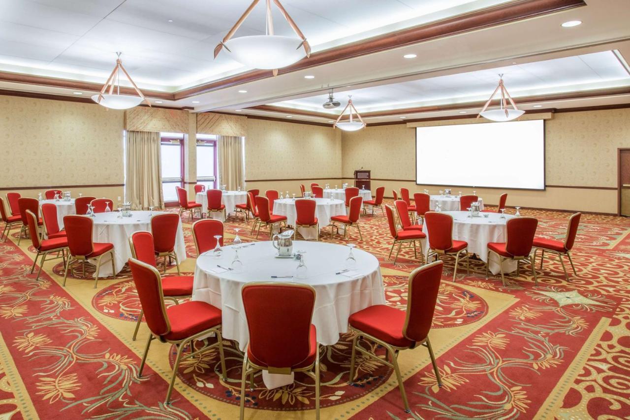 Sonesta Milwaukee West Wauwatosa Hotel Bagian luar foto