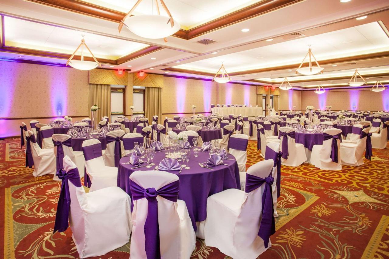 Sonesta Milwaukee West Wauwatosa Hotel Bagian luar foto