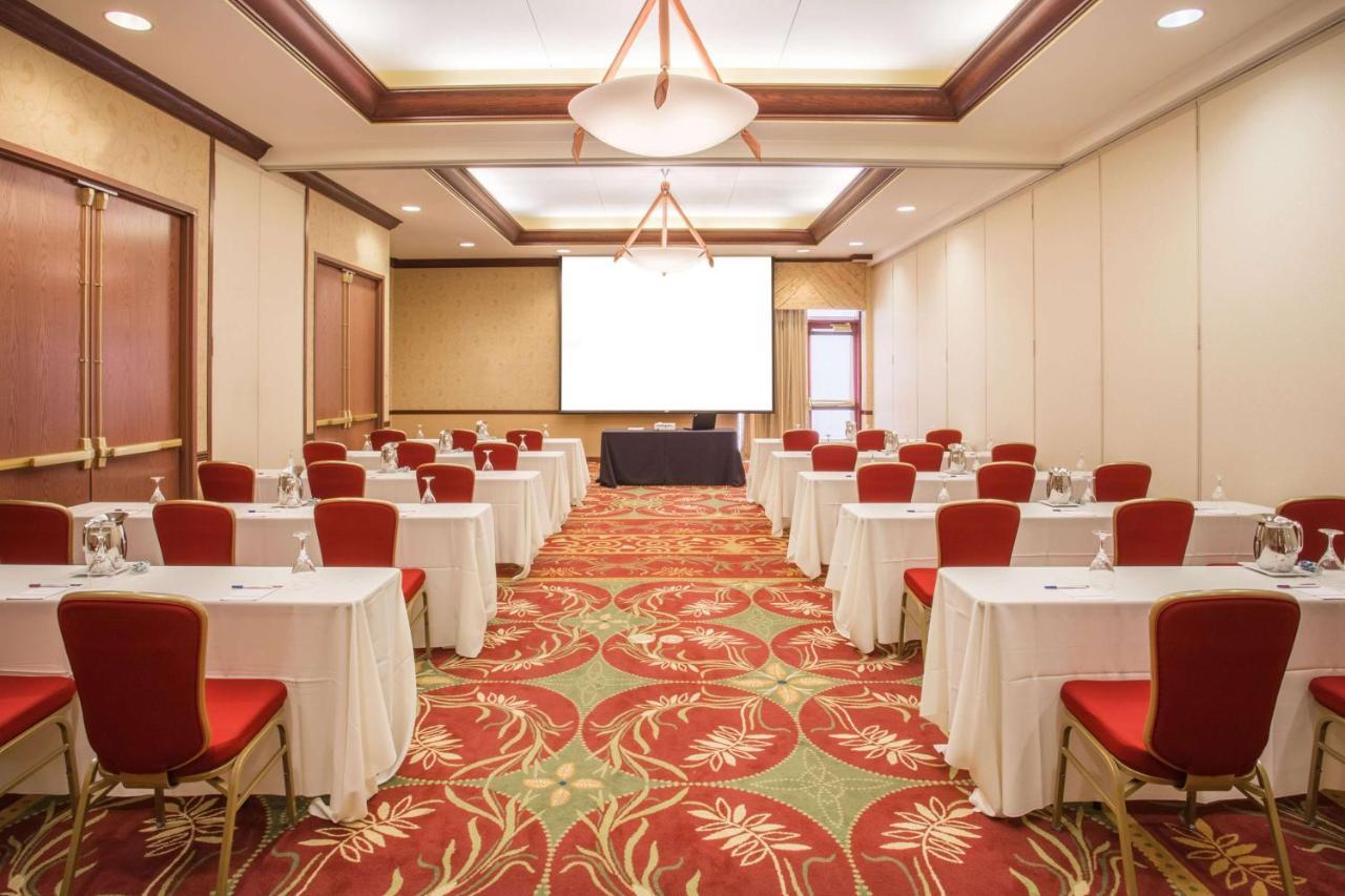 Sonesta Milwaukee West Wauwatosa Hotel Bagian luar foto