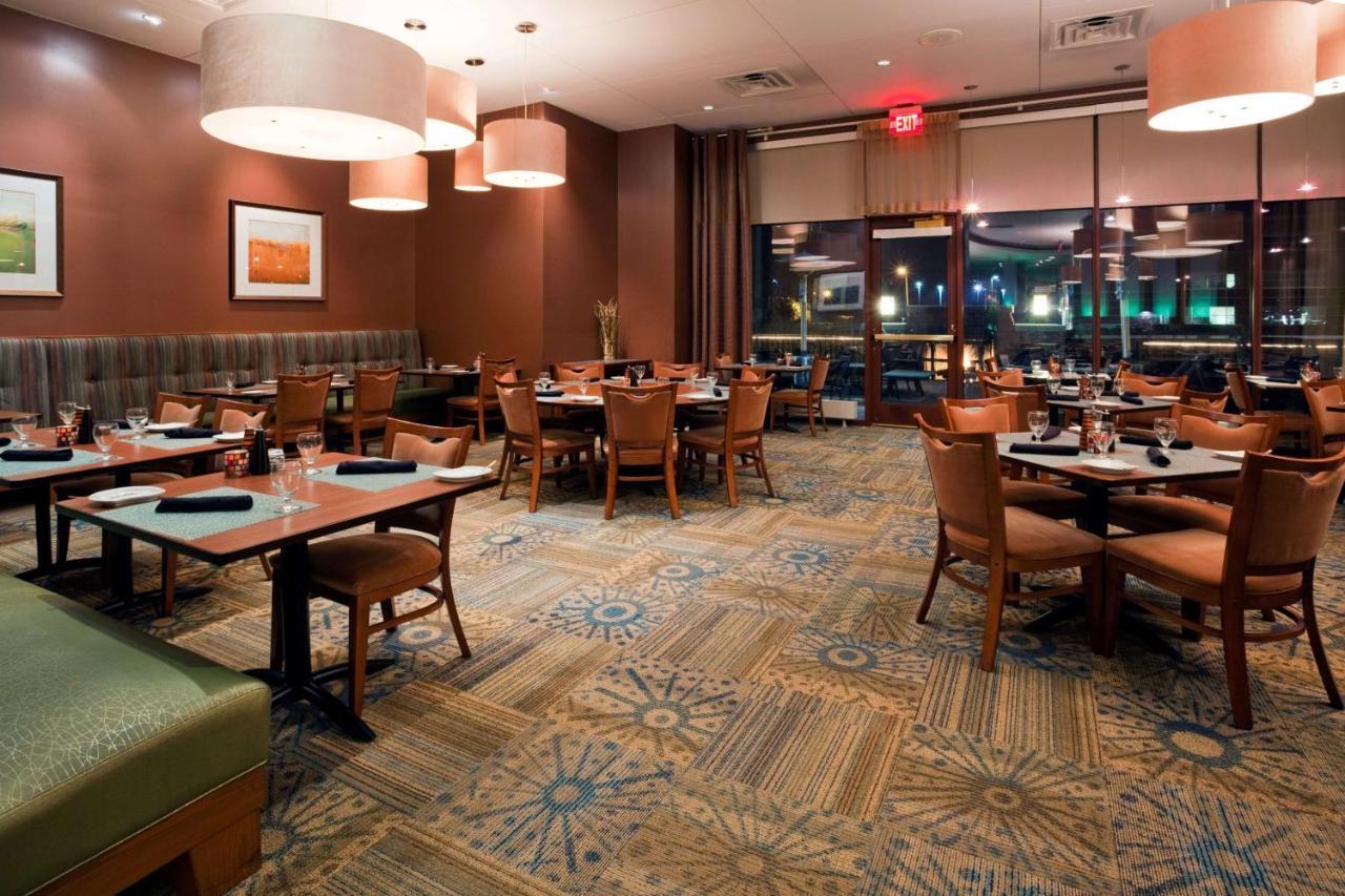 Sonesta Milwaukee West Wauwatosa Hotel Bagian luar foto