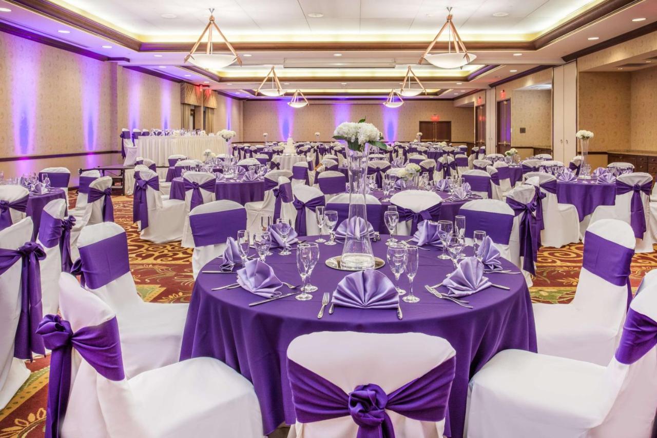 Sonesta Milwaukee West Wauwatosa Hotel Bagian luar foto
