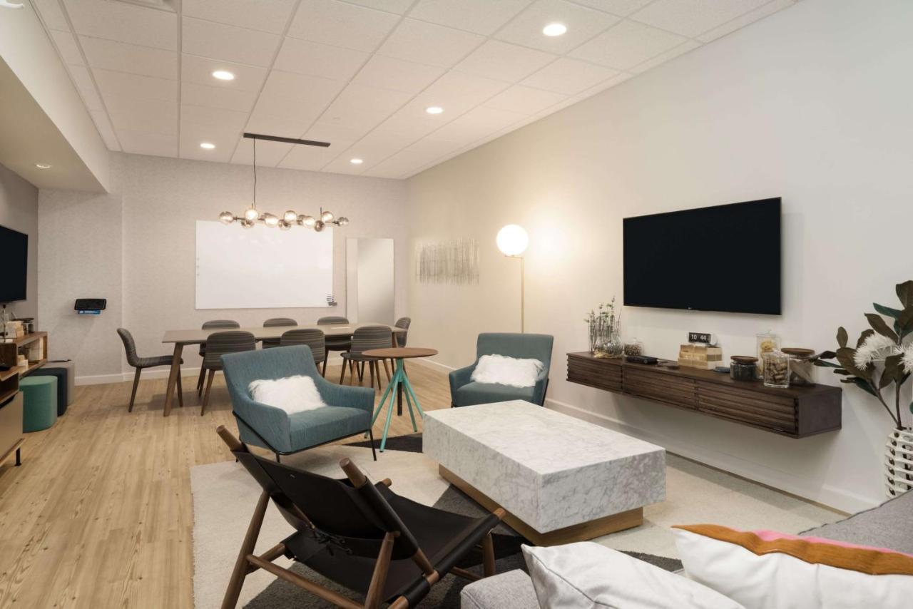 Sonesta Milwaukee West Wauwatosa Hotel Bagian luar foto